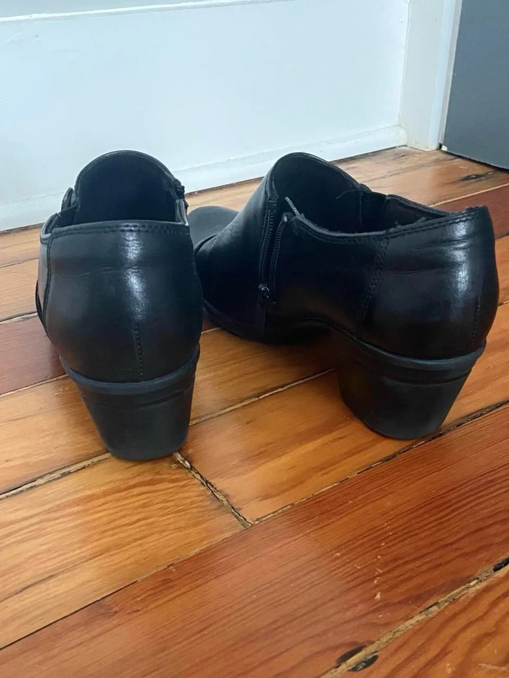 Chic Black Leather Low Heel Boots